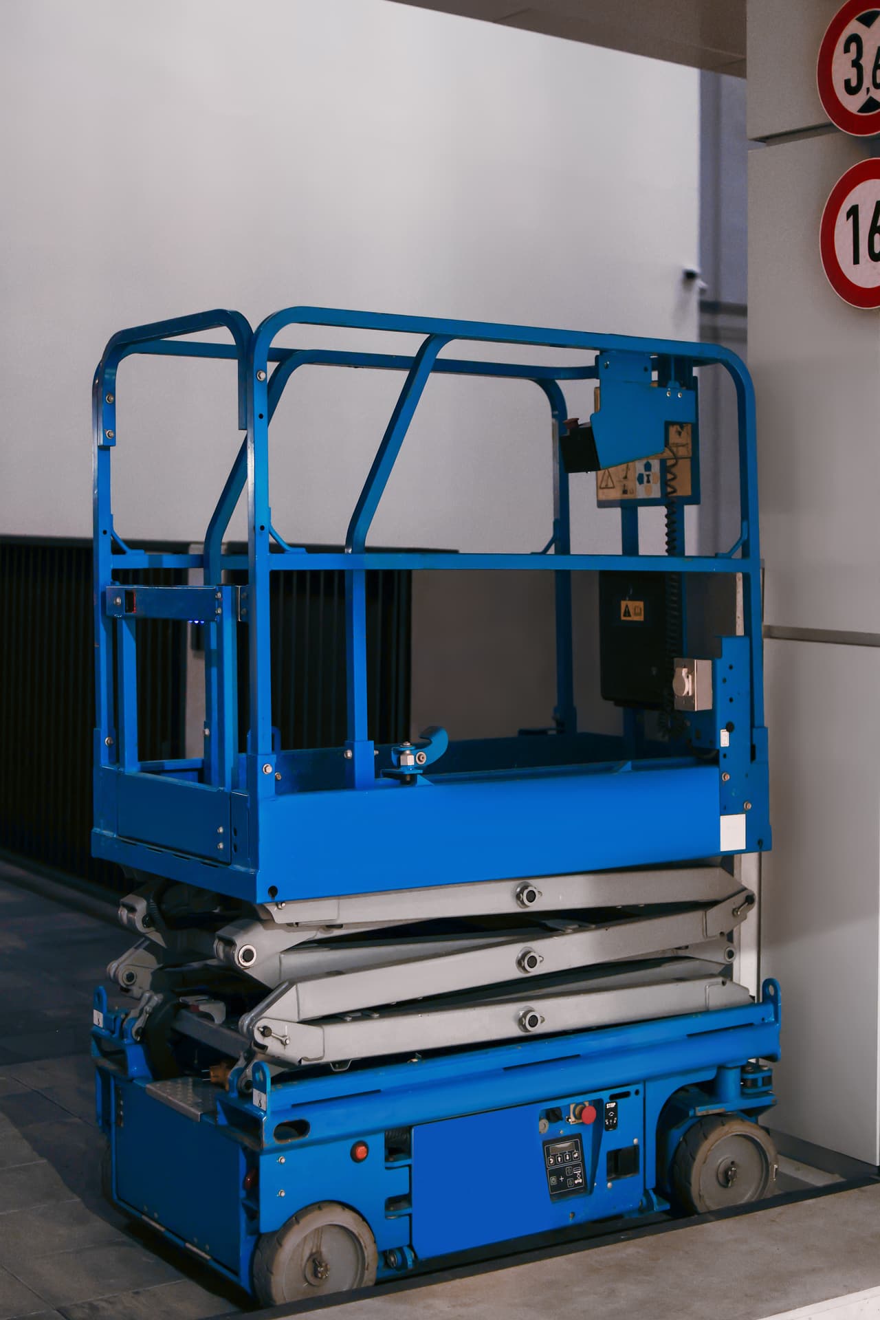 MEWP inspection Ireland blue scissor lift