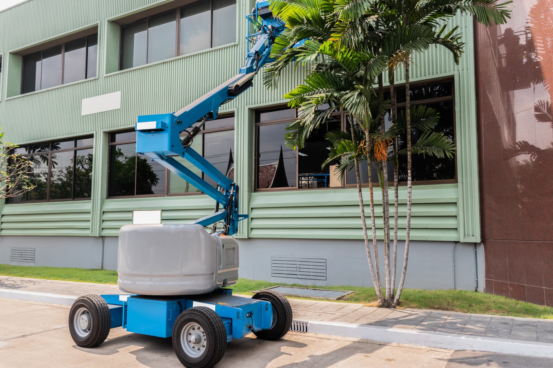 MEWP inspection Ireland high rise maintenance engineers