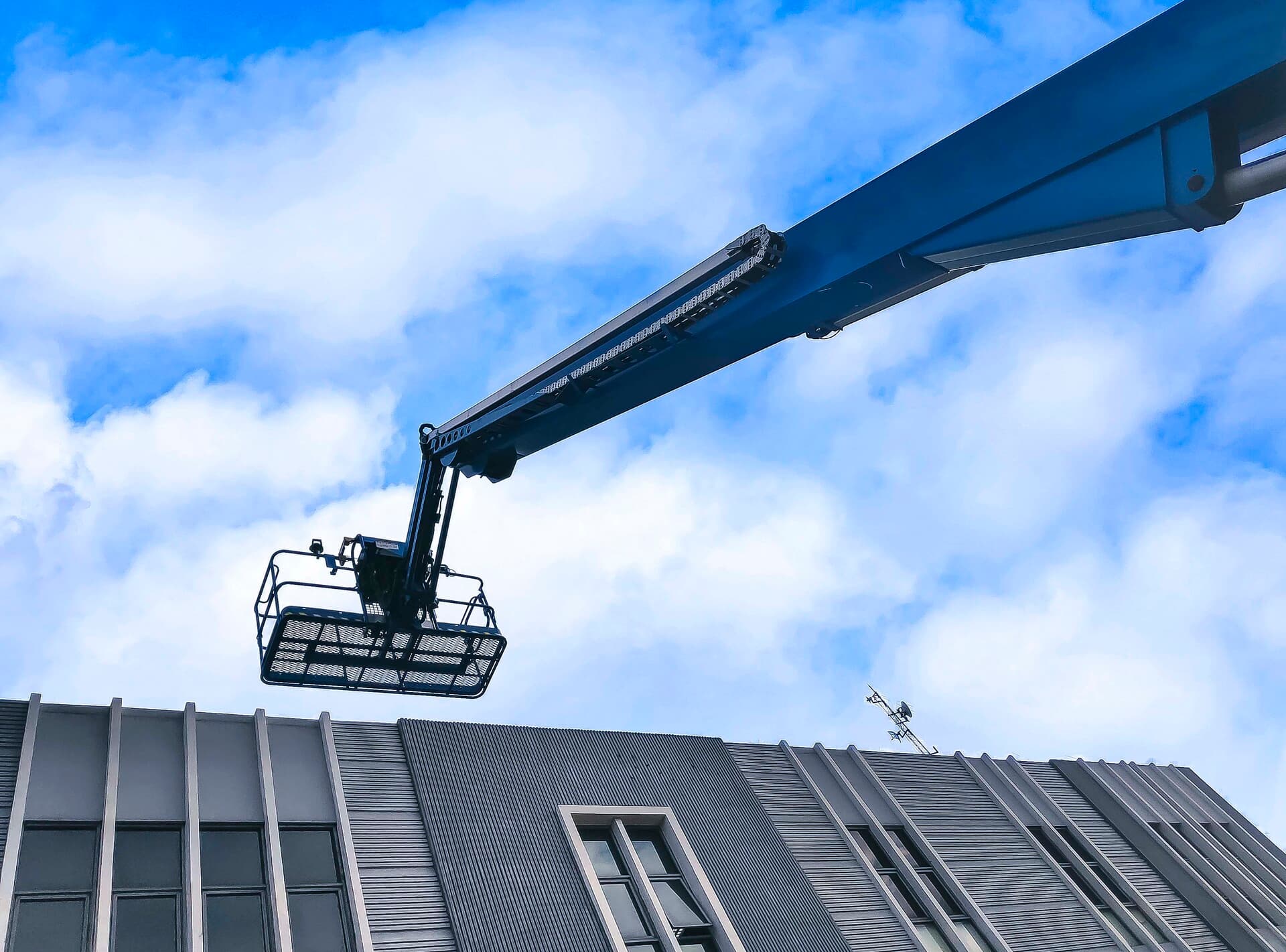 MEWP inspection Ireland manlift platform roof